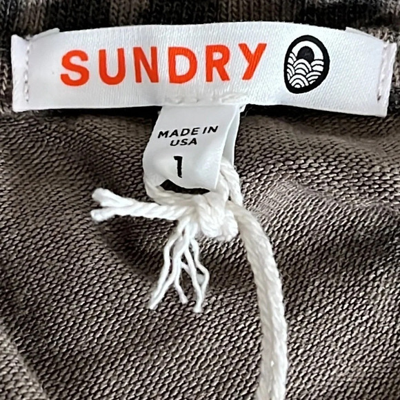 Sundry Leopard Print Jumpsuit in Mink - NEW - Size Small (Sundry 1) - Picture 5 of 8